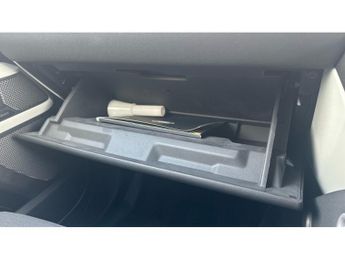 Land Rover Defender 3.0 D250 X-Dynamic SE 110 5dr Auto Diesel Estate