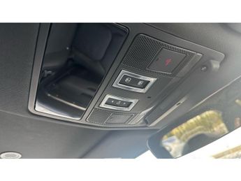 Land Rover Defender 3.0 D250 X-Dynamic SE 110 5dr Auto Diesel Estate