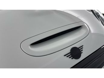 MINI Hatchback 135kW Cooper S Level 2 33kWh 3dr Auto Electric Hatchback