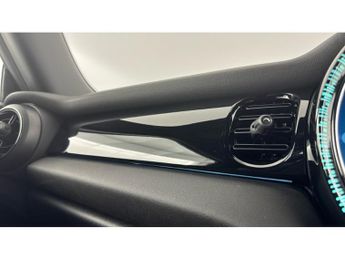 MINI Hatchback 135kW Cooper S Level 2 33kWh 3dr Auto Electric Hatchback