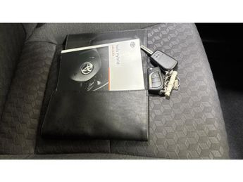 Toyota Yaris 1.5 Hybrid Design 5dr CVT Hybrid Hatchback