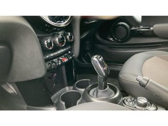MINI Hatchback 1.5 Cooper Classic 3dr Auto Petrol Hatchback