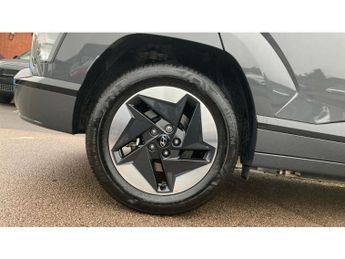 Hyundai KONA 115kW Advance 48kWh 5dr Auto Electric Hatchback