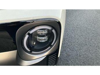 Hyundai INSTER 85kW Cross 49kWh 5dr Auto Electric Hatchback