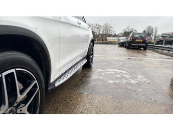 Mercedes-Benz GLC Coupe GLC 250d 4Matic AMG Line Premium 5dr 9G-Tronic Diesel Estate