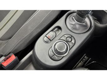 MINI Hatchback 135kW Cooper S Level 1 33kWh 3dr Auto Electric Hatchback