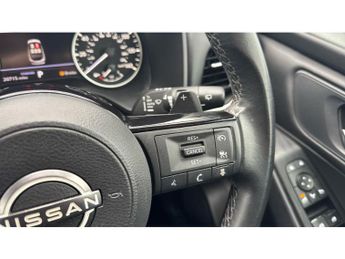 Nissan Qashqai 1.3 DiG-T MH 158 Acenta Premium 5dr Xtronic Petrol Hatchback