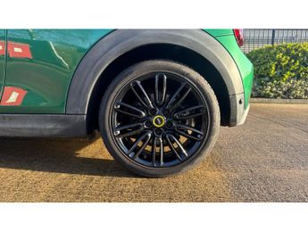 MINI Hatchback 135kW Cooper S Level 2 33kWh 3dr Auto Electric Hatchback