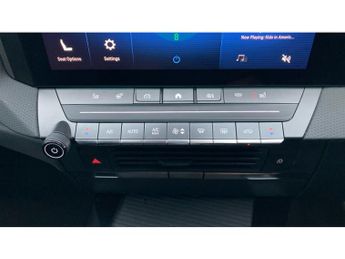 Vauxhall Astra 115kW Ultimate 54kWh 5dr Auto Electric Hatchback