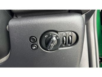 MINI Hatchback 135kW Cooper S Level 2 33kWh 3dr Auto Electric Hatchback