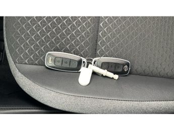 Nissan Juke 1.0 DiG-T N-Connecta 5dr DCT Petrol Hatchback