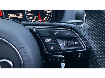 Audi Q2 30 TDI Black Edition 5dr S Tronic Diesel Estate