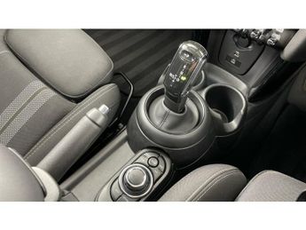 MINI Hatchback 2.0 Cooper S Classic Premium Plus 5dr Auto Petrol Hatchback