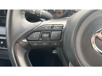 Toyota Yaris 1.5 Hybrid Design 5dr CVT Hybrid Hatchback