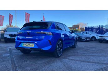 Vauxhall Astra 115kW Ultimate 54kWh 5dr Auto Electric Hatchback
