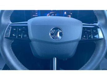 Vauxhall Astra 115kW Ultimate 54kWh 5dr Auto Electric Hatchback