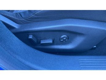 Vauxhall Astra 115kW Ultimate 54kWh 5dr Auto Electric Hatchback