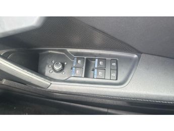 Audi A3 35 TFSI S Line 5dr S Tronic Petrol Hatchback