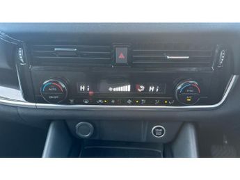 Nissan Qashqai 1.3 DiG-T MH 158 N-Connecta 5dr Xtronic Petrol Hatchback