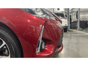 Toyota Yaris 1.5 VVT-i Icon Tech 5dr CVT Petrol Hatchback