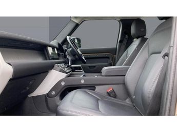 Land Rover Defender 3.0 D250 SE 110 5dr Auto [7 Seat] Diesel Estate