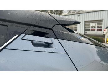 Toyota C-HR 1.8 Hybrid Dynamic 5dr CVT Hybrid Hatchback