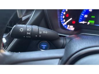 Toyota Corolla 1.8 VVT-i Hybrid Icon Tech 5dr CVT Hybrid Hatchback