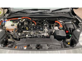 Ford Kuga 2.5 FHEV ST-Line Edition 5dr CVT Hybrid Estate
