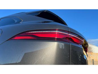 Jaguar F-Pace 2.0 P400e R-Dynamic SE Black 5dr Auto AWD Estate