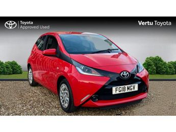 Toyota AYGO 1.0 VVT-i X-Play 5dr x-shift Petrol Hatchback