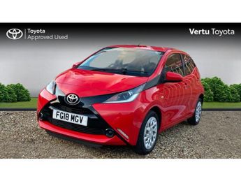 Toyota Aygo 1.0 VVT-i X-Play 5dr x-shift Petrol Hatchback