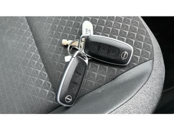 Nissan Juke 1.0 DiG-T N-Connecta 5dr DCT Petrol Hatchback