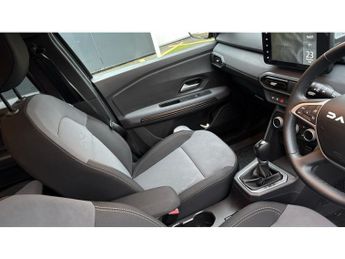 Dacia Jogger 1.6 HEV Extreme 5dr Auto Hybrid Estate
