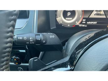 Nissan Qashqai 1.3 DiG-T MH 158 N-Connecta 5dr Xtronic Petrol Hatchback