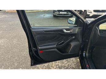 Ford Focus 1.5 EcoBlue ST-Line Vignale 5dr Auto Diesel Hatchback