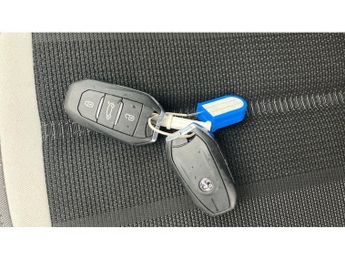 Vauxhall Mokka 100kW Elite Premium 50kWh 5dr Auto Electric Hatchback