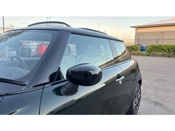 MINI Hatchback 135kW Cooper S Resolute Edition 33kWh 3dr Auto Electric Hatchbac