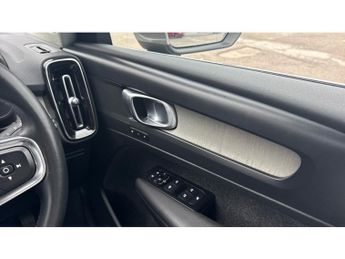 Volvo XC40 1.5 T5 Recharge PHEV Inscription Pro 5dr Auto Estate