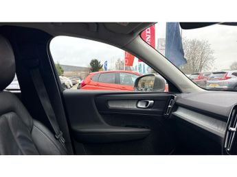 Volvo XC40 1.5 T5 Recharge PHEV Inscription Pro 5dr Auto Estate