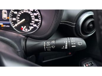 Nissan Juke 1.6 Hybrid Tekna 5dr Auto Hybrid Hatchback