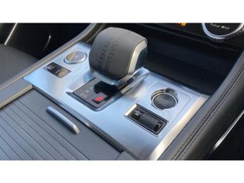 Jaguar F-Pace 2.0 D200 SE 5dr Auto AWD Diesel Estate