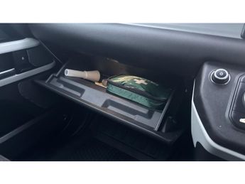 Land Rover Defender 110 Diesel 3.0 D250 Hard Top Auto