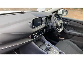 Nissan Qashqai 1.3 DiG-T MH 158 Acenta Premium 5dr Xtronic Petrol Hatchback