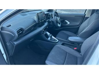 Toyota Yaris 1.5 Hybrid Design 5dr CVT Hybrid Hatchback