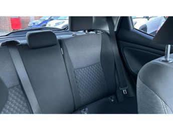 Toyota Yaris 1.5 Hybrid Design 5dr CVT Hybrid Hatchback