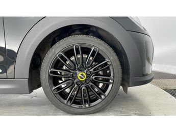 MINI Hatchback 135kW Cooper S Level 2 33kWh 3dr Auto Electric Hatchback