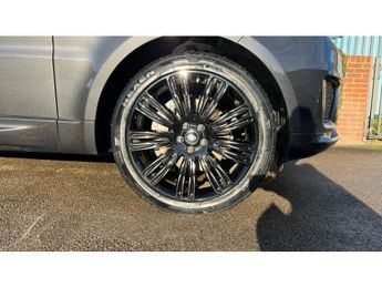 Land Rover Range Rover Sport 3.0 D300 HSE Dynamic Black 5dr Auto Diesel Estate