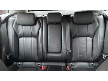 Land Rover Range Rover Evoque 2.0 TD4 SE Tech 5dr Auto Diesel Hatchback