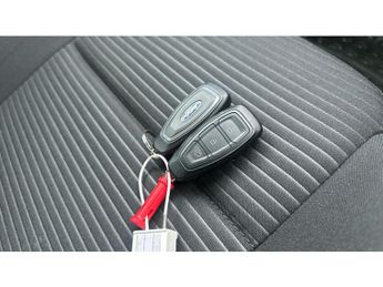 Ford Focus 1.0 EcoBoost Hybrid mHEV 155 Titanium 5dr Auto Petrol Estate