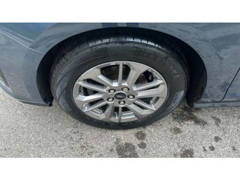 Ford Focus 1.0 EcoBoost Hybrid mHEV 155 Titanium 5dr Auto Petrol Estate